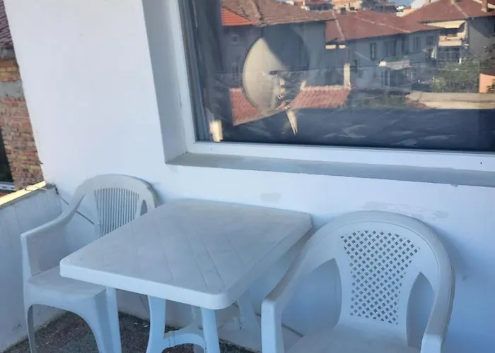 стоянови Апартаменты *