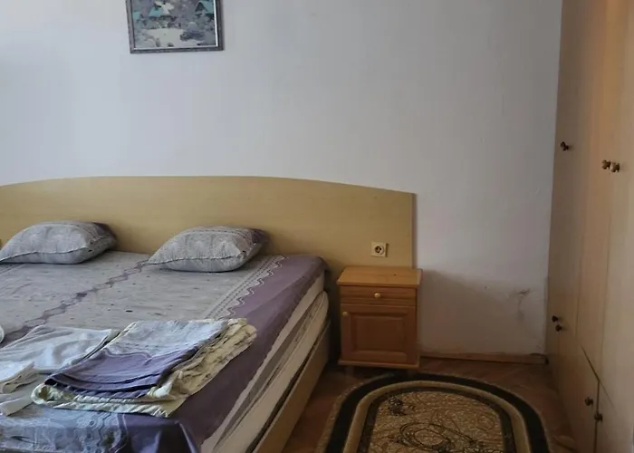 стоянови Apartamento *